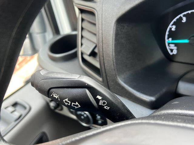 2023 Ford Transit 350 XLT