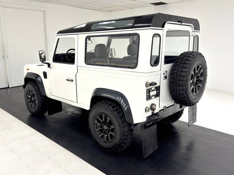 1991 Land Rover Defender