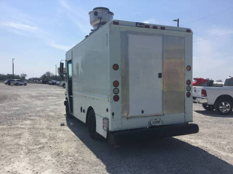 2002 Freightliner MT45 Chassis
