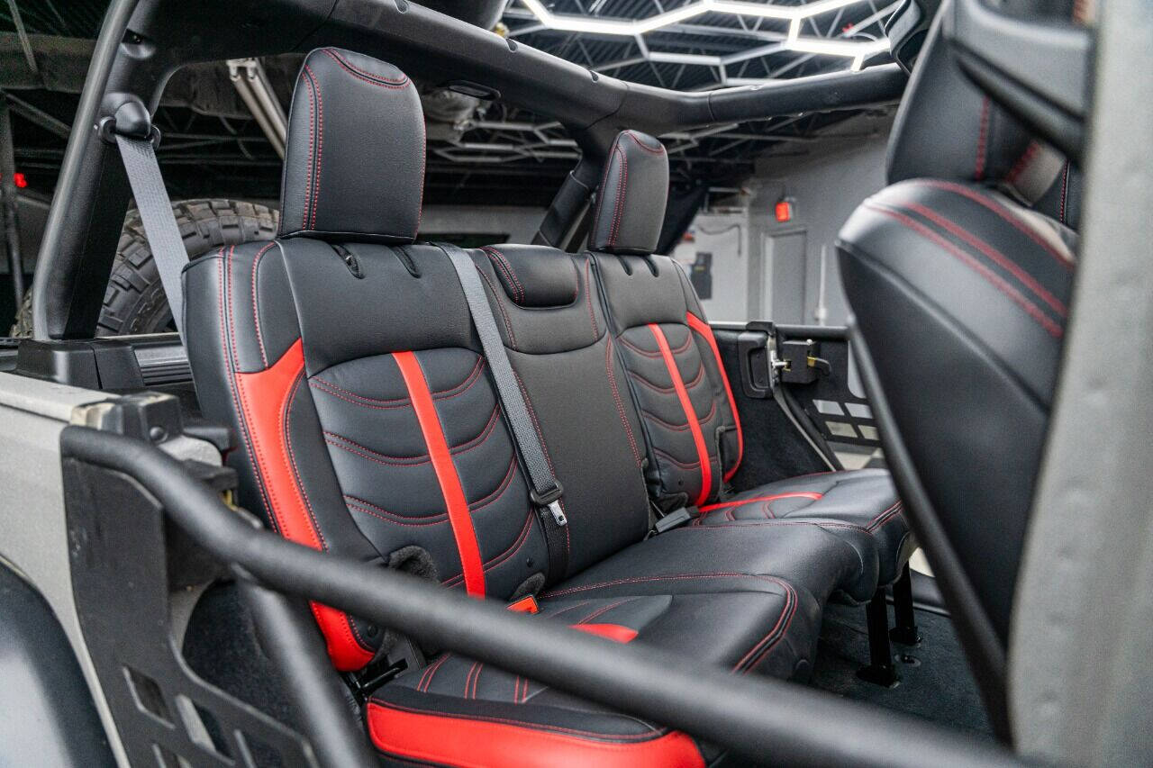 2020 JEEP Wrangler SUV / Crossover - $54,999