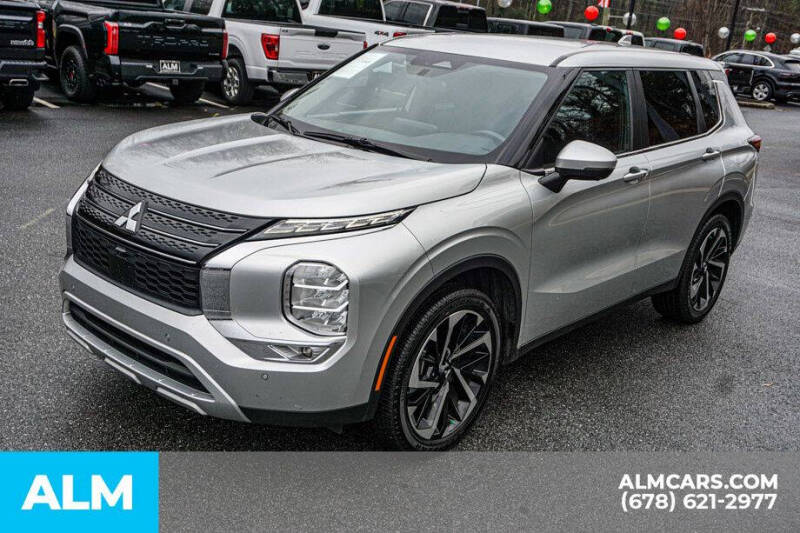 2024 Mitsubishi Outlander SE