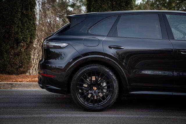 2021 Porsche Cayenne GTS
