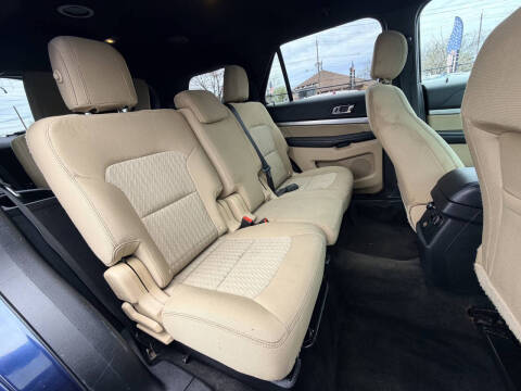 2017 Ford Explorer