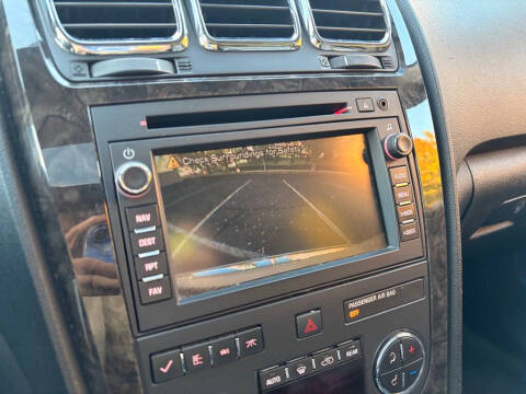 2011 GMC Acadia Denali