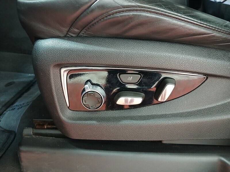 2015 Cadillac Escalade Platinum