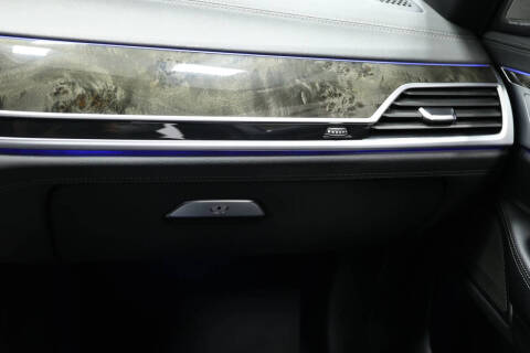 2021 BMW 7 Series 740i