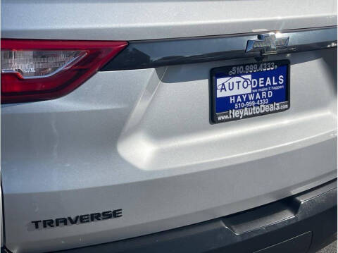 2021 Chevrolet Traverse LS