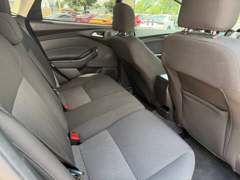 2017 Ford Focus SEL