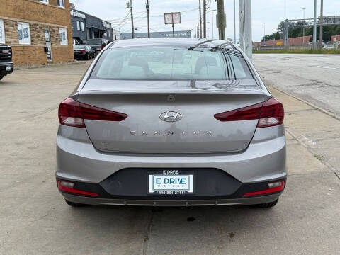 2020 Hyundai Elantra