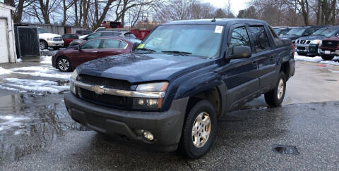 2005 Chevrolet Avalanche for sale at Barga Motors in Tewksbury MA