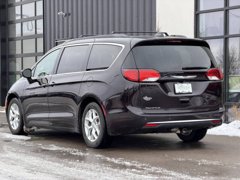 2018 Chrysler Pacifica Touring Plus