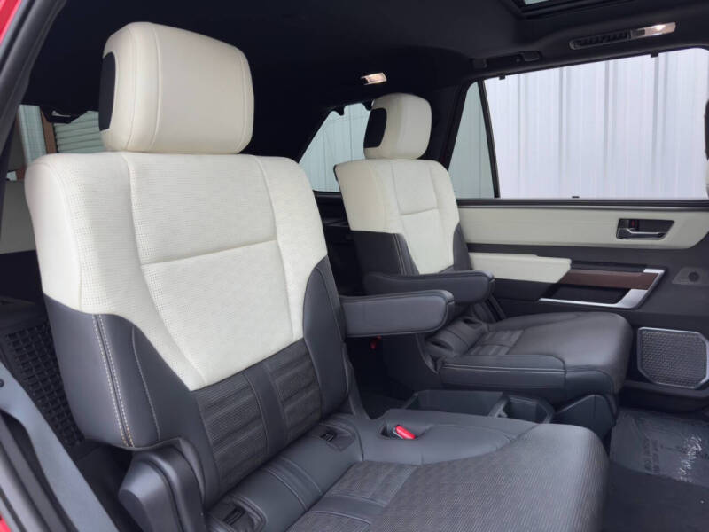 2024 Toyota Sequoia Capstone