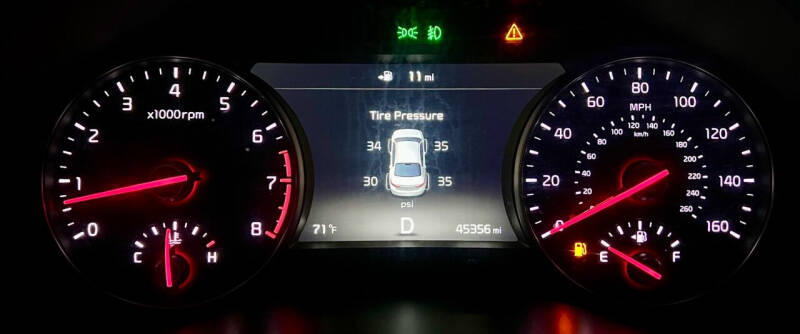 2018 Kia Cadenza Premium