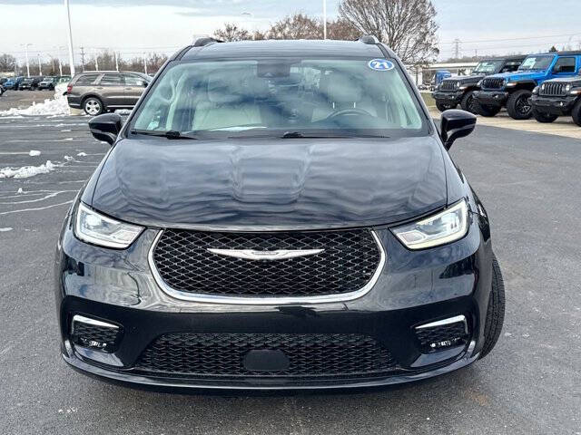 2021 Chrysler Pacifica Touring L