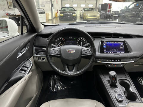 2019 Cadillac XT4 Luxury