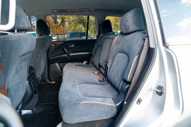 2017 Nissan Armada SV