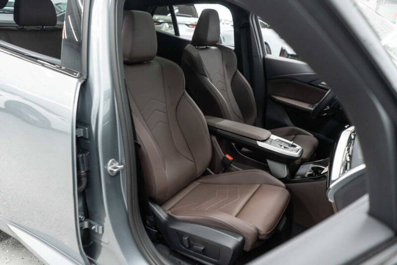 2025 BMW X2 xDrive28i