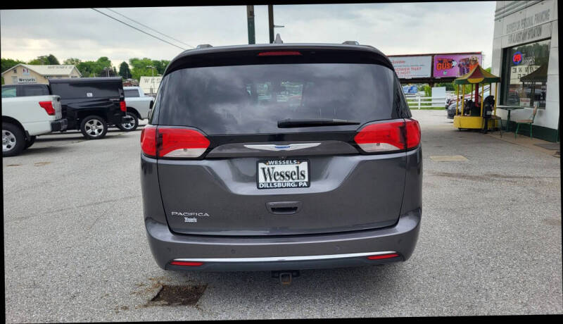 2018 Chrysler Pacifica Touring L
