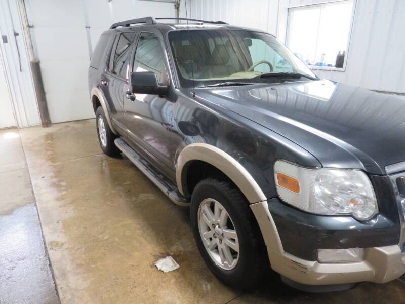 Used 2010 Ford Explorer Eddie Bauer with VIN 1FMEU7EE8AUA30411 for sale in Pierre, SD