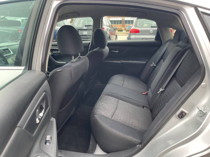 2017 Nissan Altima 2.5 SV