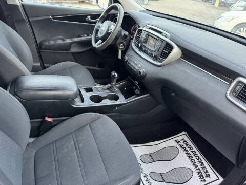2017 Kia Sorento LX