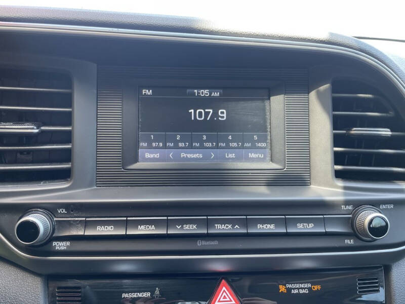 2020 Hyundai Elantra