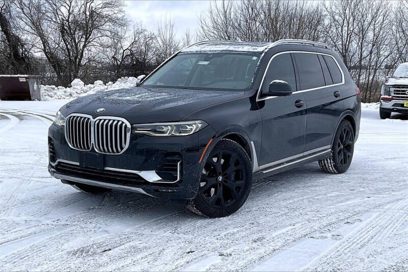 Used 2019 BMW X7 40i with VIN 5UXCW2C59KL083216 for sale in Montevideo, Minnesota