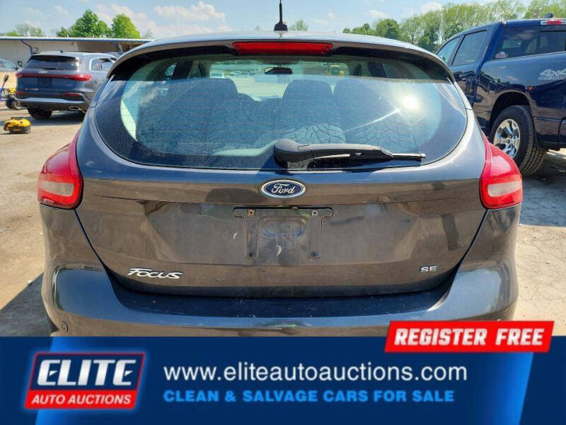 2016 Ford Focus SE