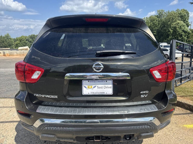 2017 Nissan Pathfinder SV