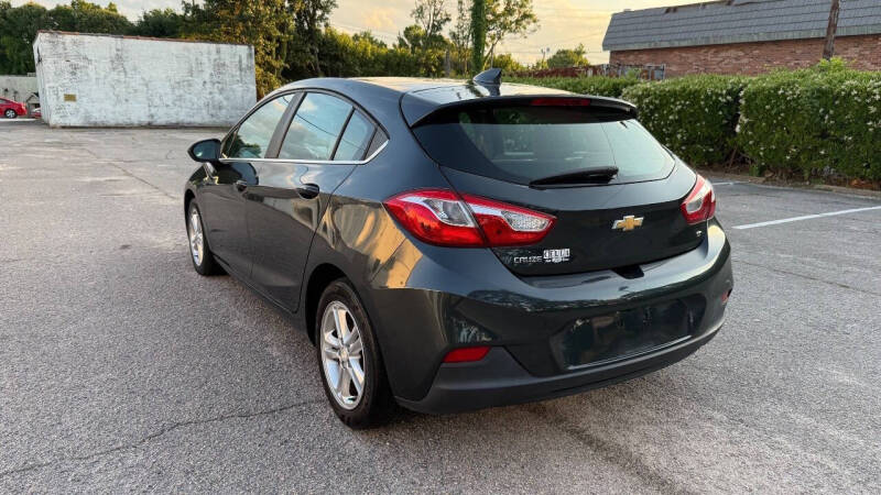 2017 Chevrolet Cruze LT Auto