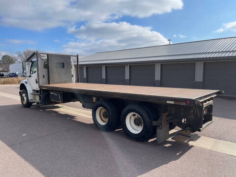 2012 Freightliner Business class M2