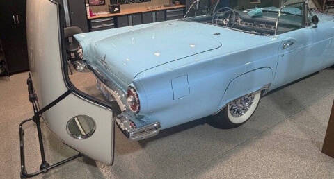 1957 Ford Thunderbird