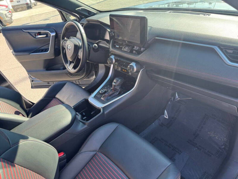 2024 Toyota RAV4 Prime XSE