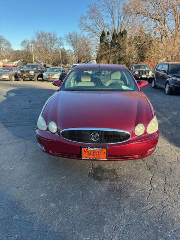 2005 Buick LaCrosse for sale at Knowlton Motors, Inc. in Freeport IL