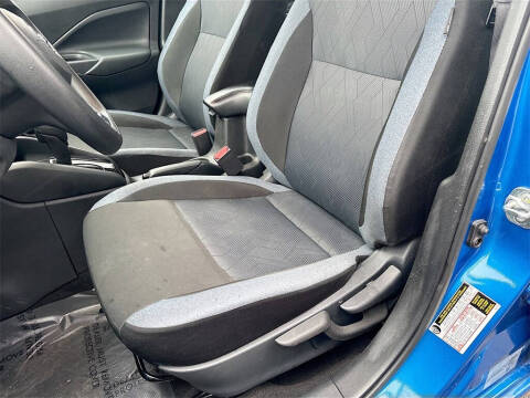 2024 Nissan Versa SV