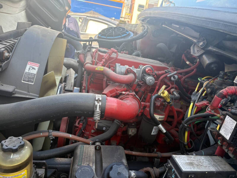 2020 Freightliner M2 106