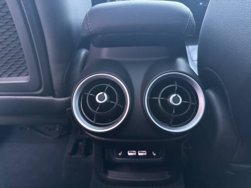 2023 Alfa Romeo Stelvio Ti