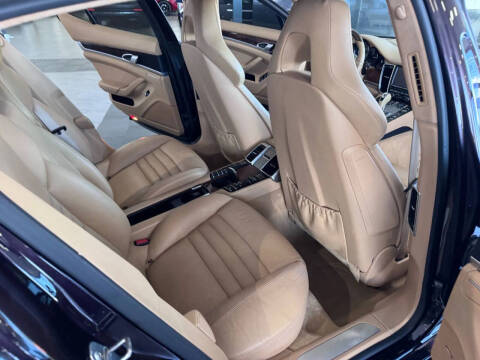 2013 Porsche Panamera GTS