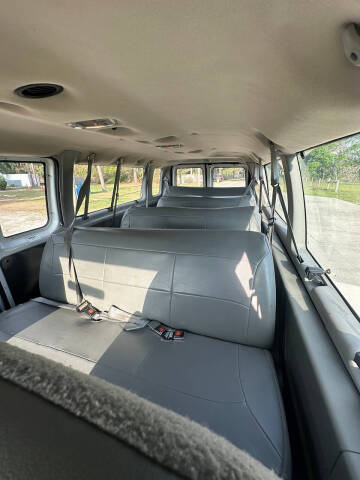 2003 Ford E-Series E-350 SD XL