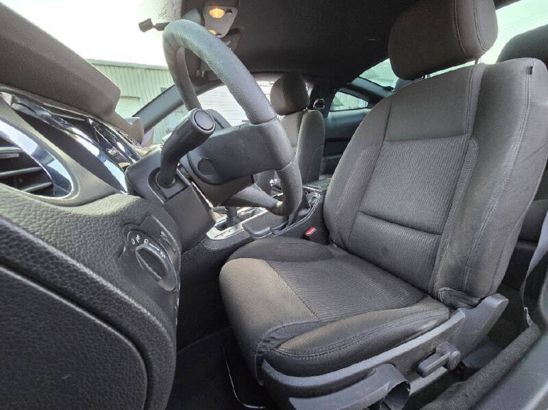 2012 Ford Mustang V6