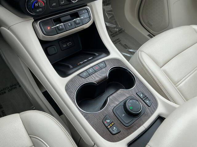 2021 GMC Acadia Denali