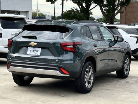 2025 Chevrolet Trax LT