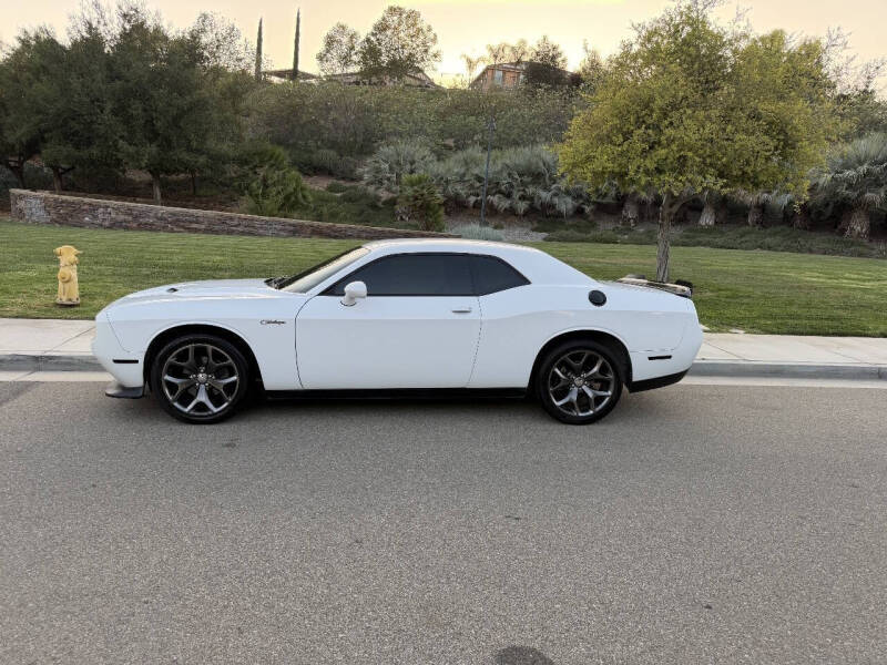 2017 Dodge Challenger SXT