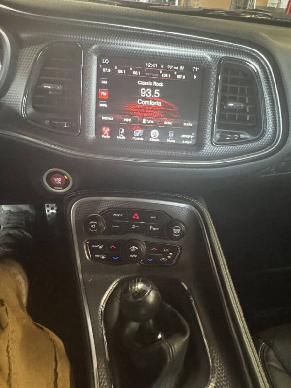 2015 Dodge Challenger SRT Hellcat