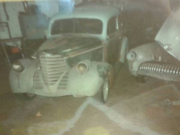 1938 Oldsmobile Sedan