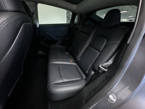 2025 Tesla Model Y Long Range