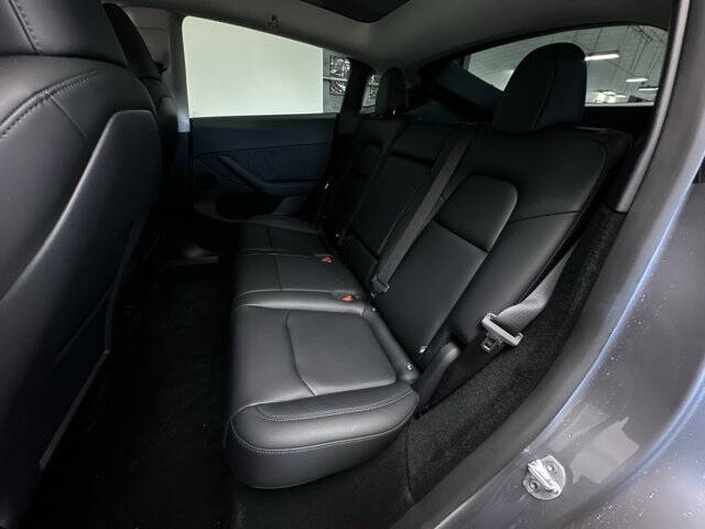 2025 Tesla Model Y Long Range