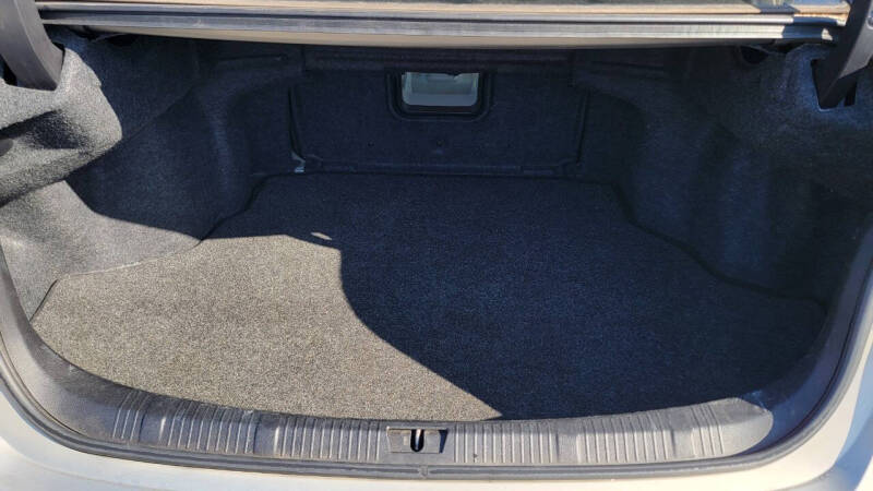 2013 Toyota Avalon XLE