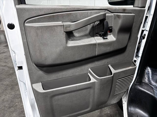 2019 Chevrolet Express 2500