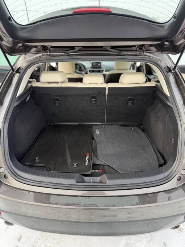 2016 Mazda MAZDA3 s Grand Touring